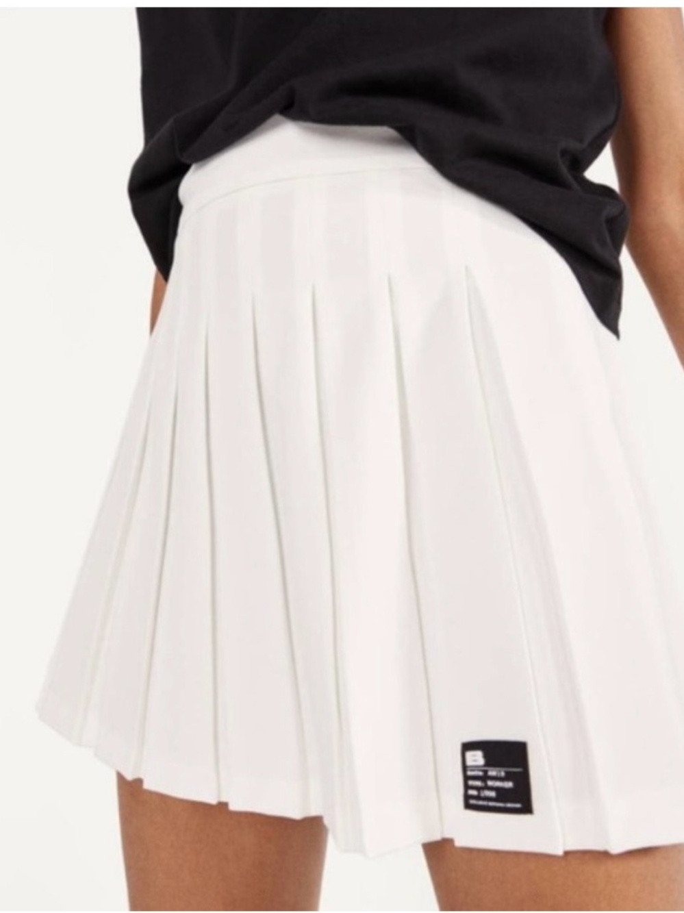 Bershika Pleated tennis skirt sz Med